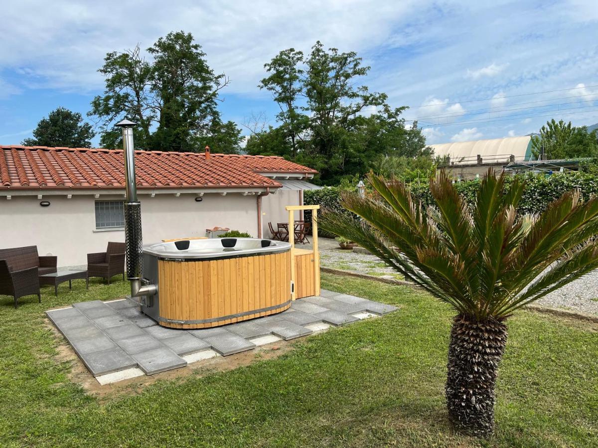 Villa La Camelia Massa e Cozzile Exterior foto