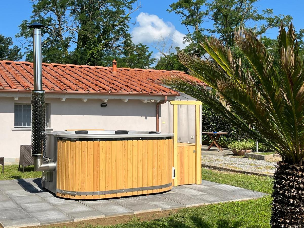 Villa La Camelia Massa e Cozzile Exterior foto